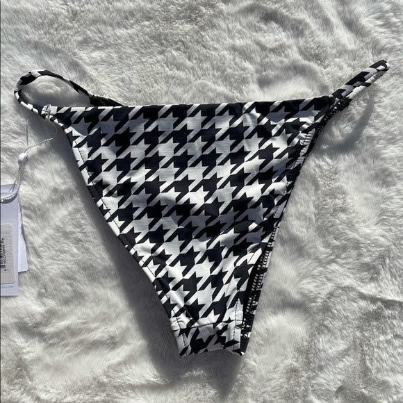 Frankies Bikinis Aleisha Houndstooth Eco Bikini - Picture 5 of 7